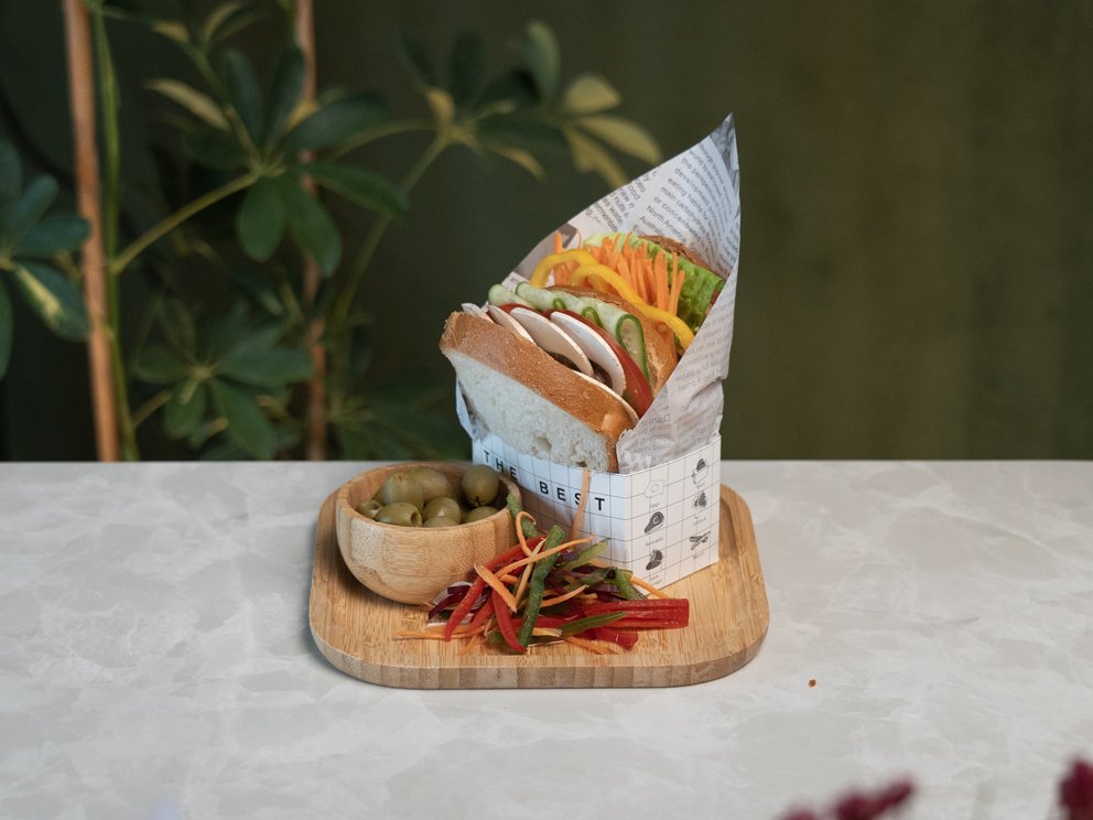 Green Olive Veggie flya sandwich